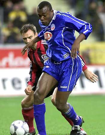 展青年联赛 展青年联赛